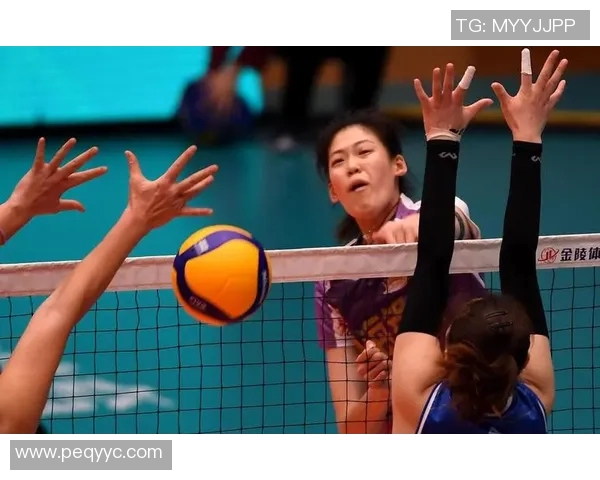 弗拉霍维奇闪耀赛场展现惊人实力引发球迷热议与期待